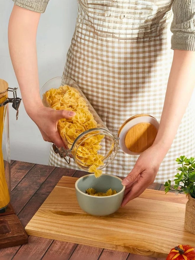 1CHASE 2-Piece Borosilicate Glass Storage Jar With Clip and Airtight Bamboo Lid 1000 ML - Image 3
